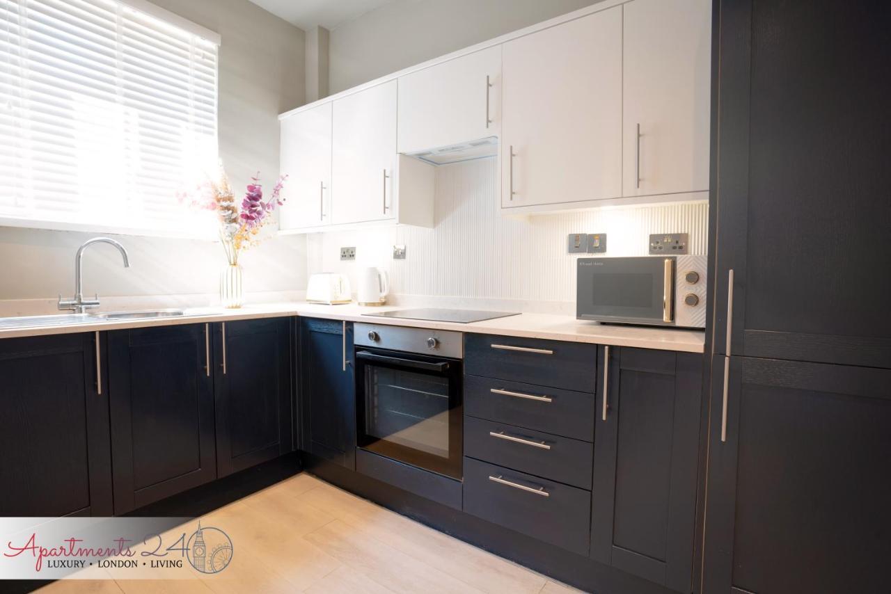 Beautiful Apartment In London Hounslow Eksteriør bilde