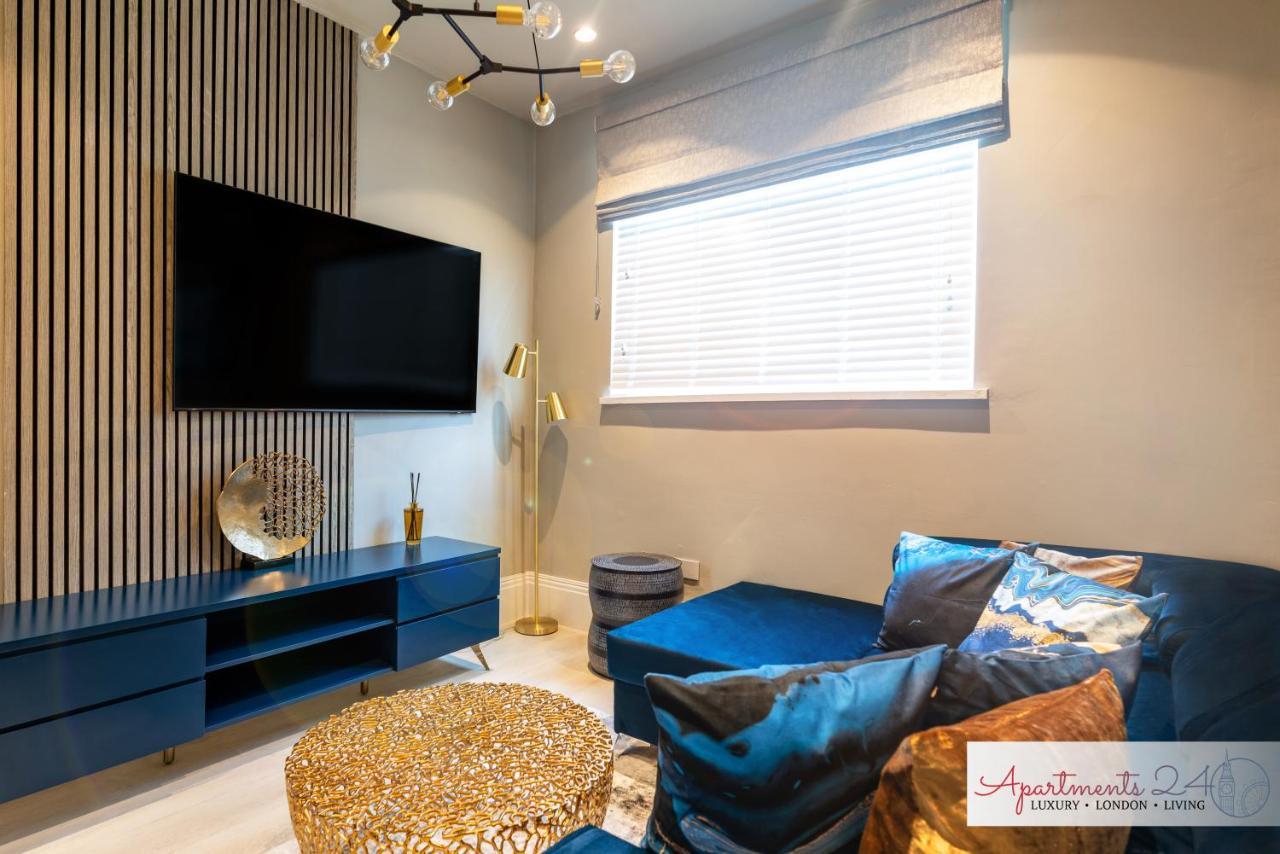 Beautiful Apartment In London Hounslow Eksteriør bilde
